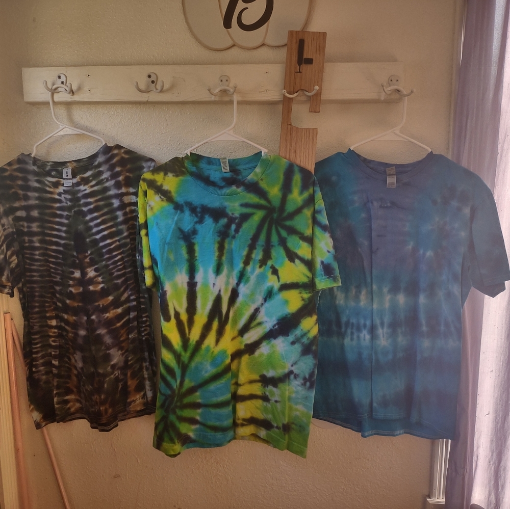 Tie dye shirt - Picture 1 of 4